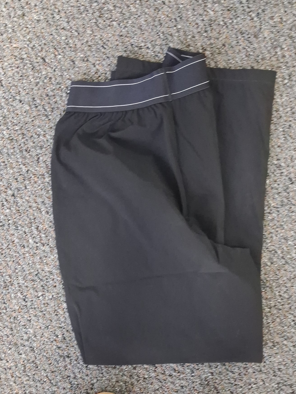 ALO Yoga Black Wide-Leg Women's Suit Up Trousers - Picture 4 of 4